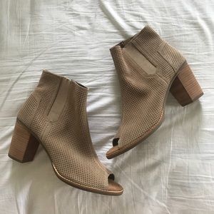 TOMS✨ Majorca Booties